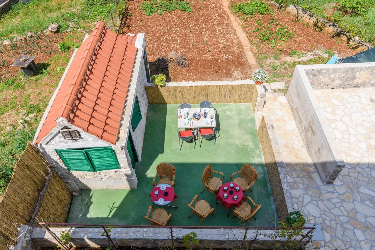 Apartmani Marko I Ana Marina Exteriör bild
