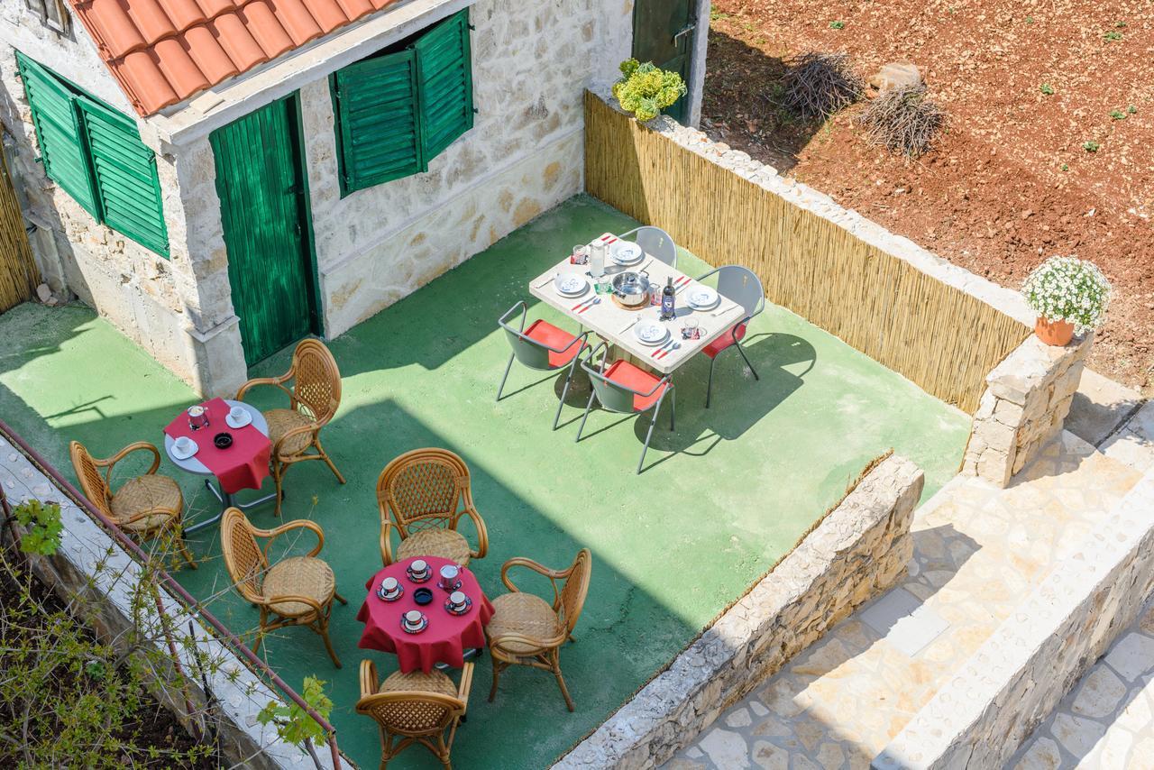 Apartmani Marko I Ana Marina Exteriör bild