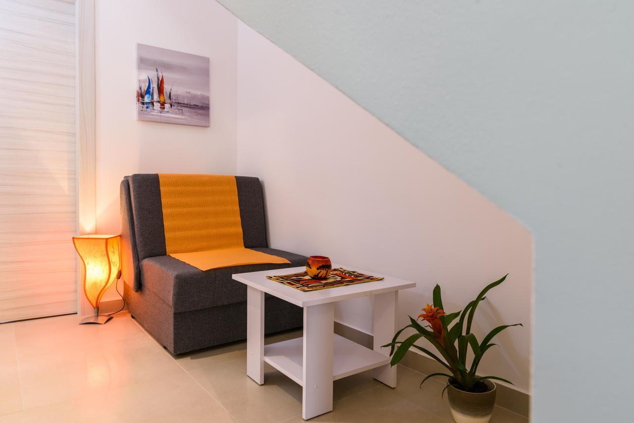 Apartmani Marko I Ana Marina Exteriör bild